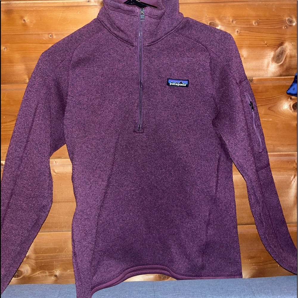 Patagonia half zip sweatshirt